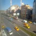 Ava Aparthotel 3*